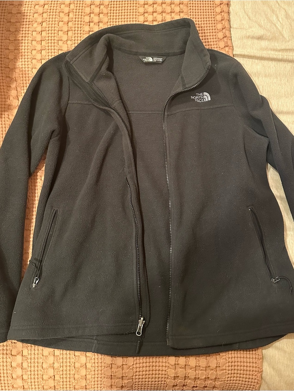 The North Face Women's Black Full-Zip Fleece Jacket with Zip Pockets